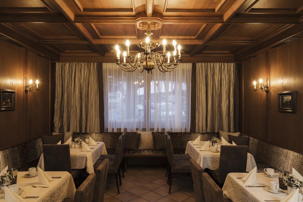 Hotel Jenbacherhof B&B Экстерьер фото